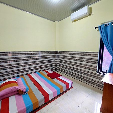 Hotel Griya Tugu Jogja Syariah à Yogyakarta Extérieur photo
