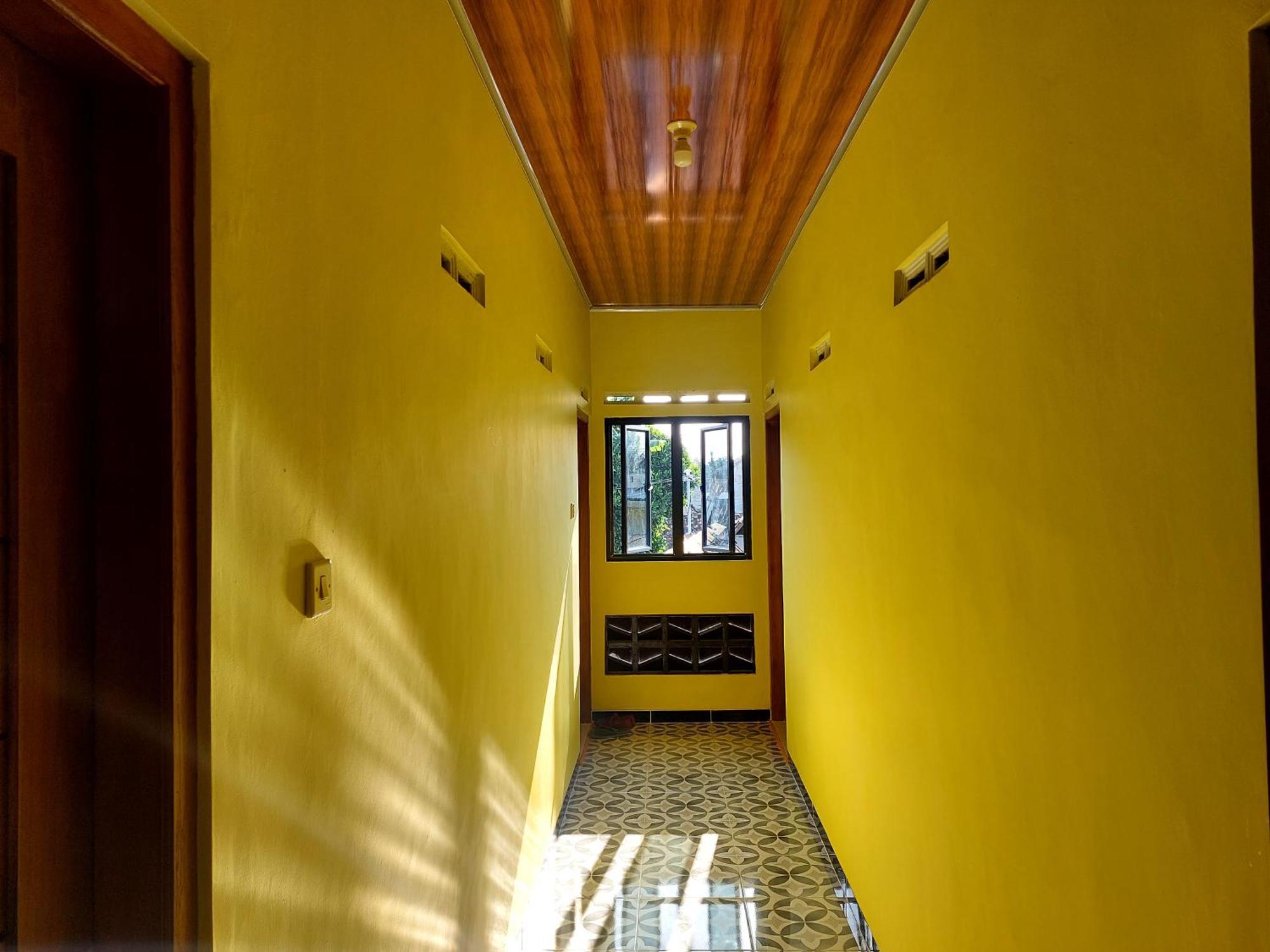 Hotel Griya Tugu Jogja Syariah à Yogyakarta Extérieur photo