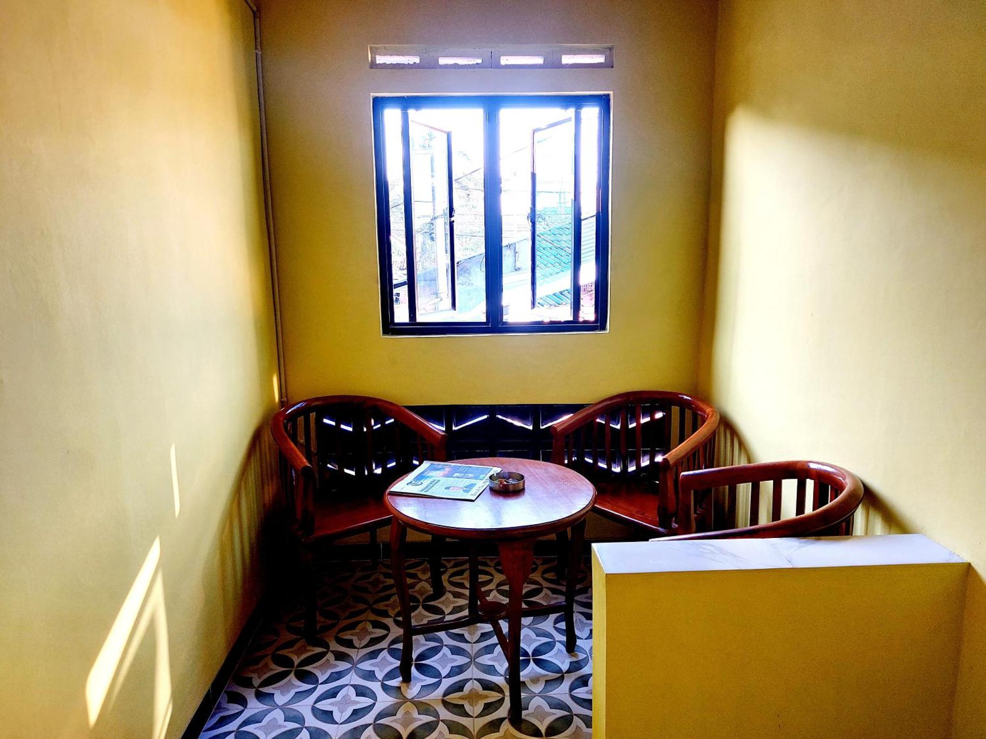 Hotel Griya Tugu Jogja Syariah à Yogyakarta Extérieur photo